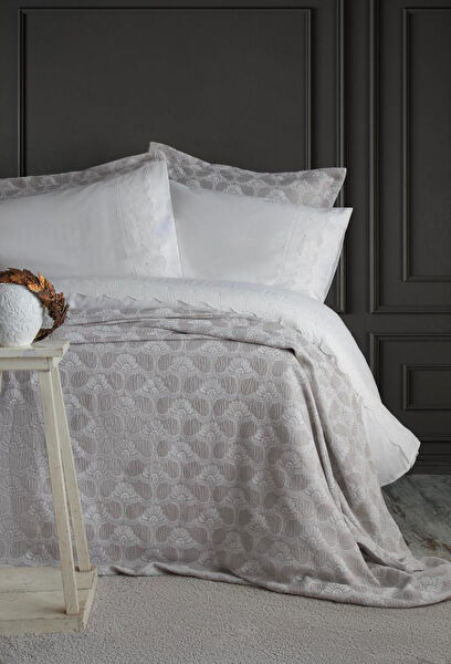 Apricitas Yatak Örtüsü