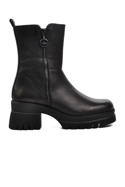 Castle Black Kadın Bot