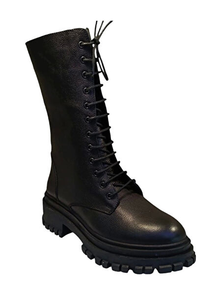 Castle Black Kadın Bot