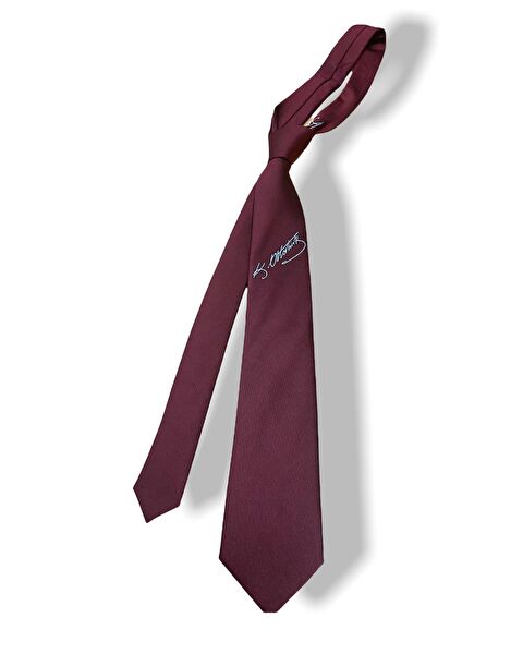 Herşey Nota Kravat, Papyon