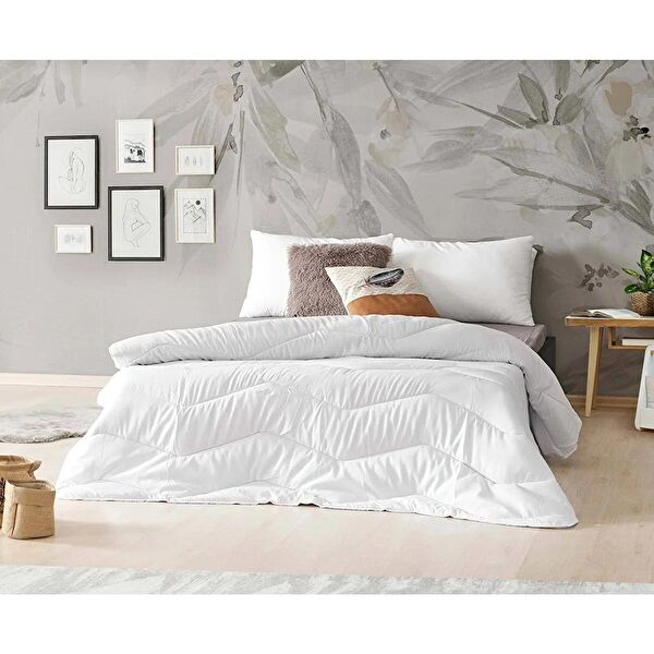 Miabella Elyaf Yorgan