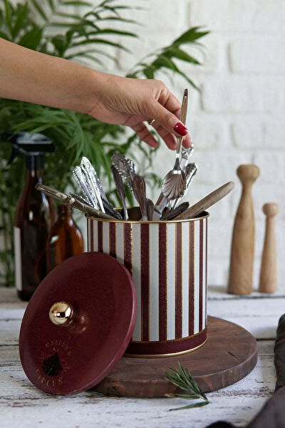 Hesaplı Kasa Sepet, Kutu