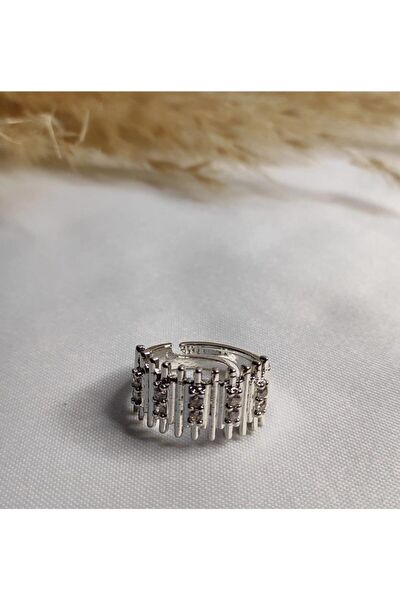 Famous Collections Kadın Yüzük