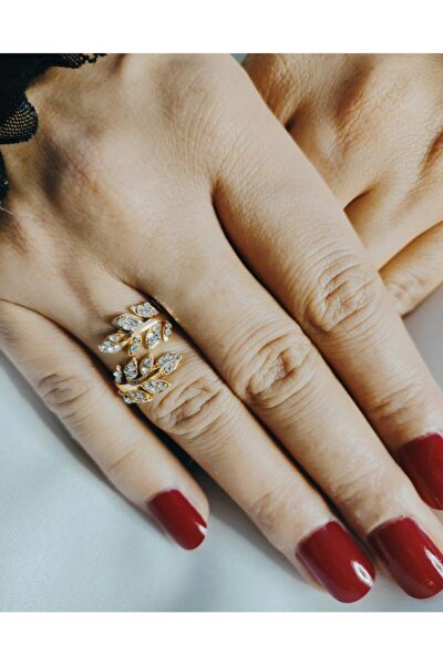 Famous Collections Kadın Yüzük