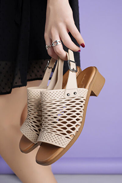 Castle Black Kadın Sandalet