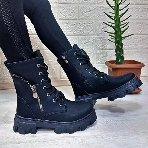 M.P One Kız Çocuk Bot, Çizme