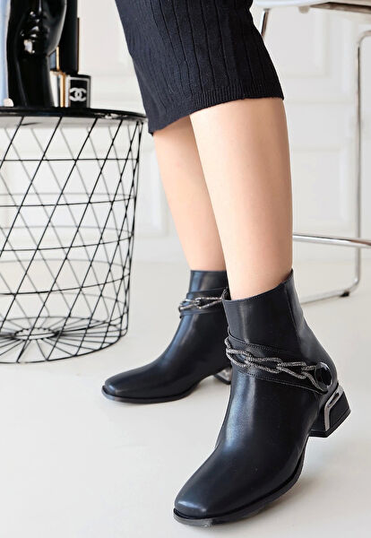 Işıltıkidsmoda Kadın Bot