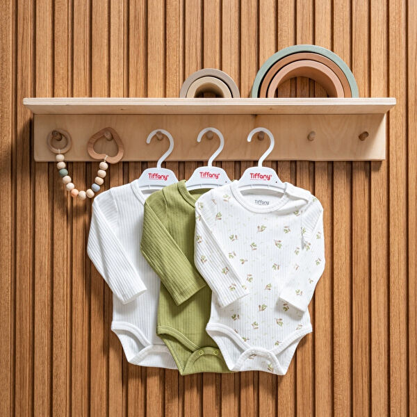 Tiffany Body, Zıbın