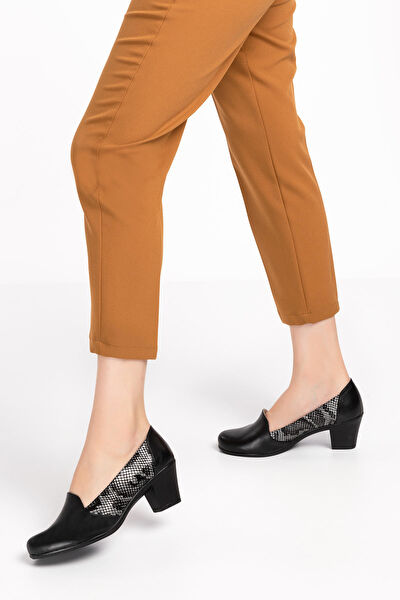 Gondol Klasik Topuklu Ayakkabı