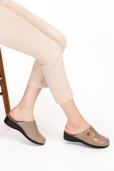 Gondol Kadın Terlik