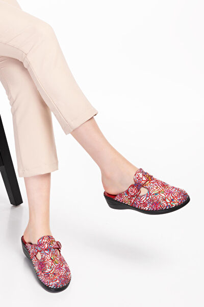 Gondol Kadın Terlik