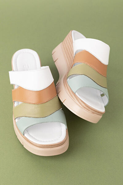 Gondol Kadın Terlik