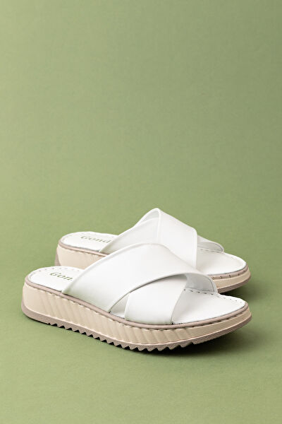 Gondol Kadın Terlik