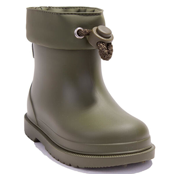 Igor Erkek Çocuk Bot, Çizme