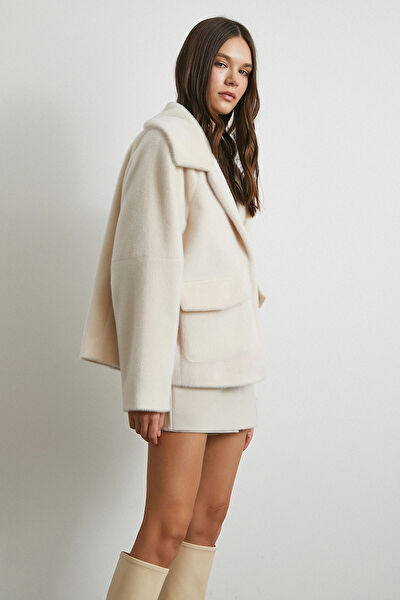 Never More Kadın Kaban