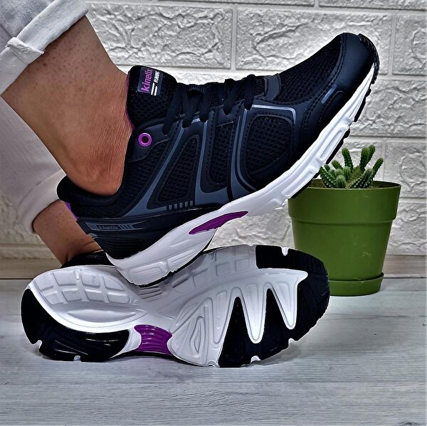 Kinetix Yürüyüş, Koşu Ayakkabısı