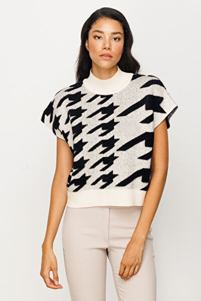 ON Kadın Triko, Kazak