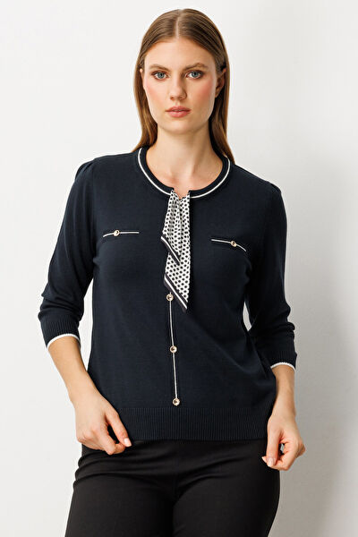 ON Kadın Triko, Kazak