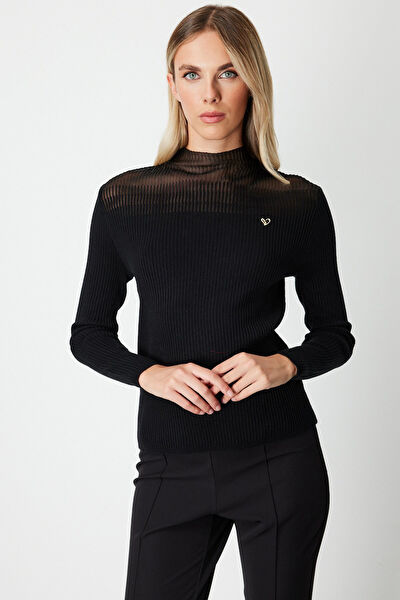 ON Kadın Triko, Kazak