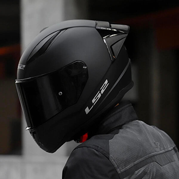 LS2 Motosiklet Kaskları ve Yedek Parçaları