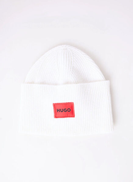 Hugo Eldiven, Bere, Şapka, Maske