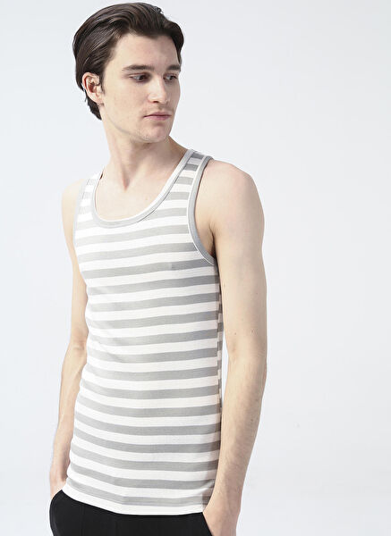 The Don Erkek Atlet, Body