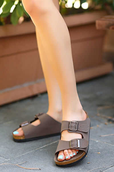 Erbilden Kadın Sandalet