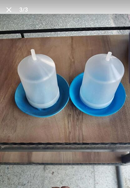 Tümsan Kuş Suluk, Yemlikleri