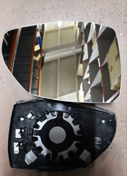 Parçadükkanda Ayna Camı