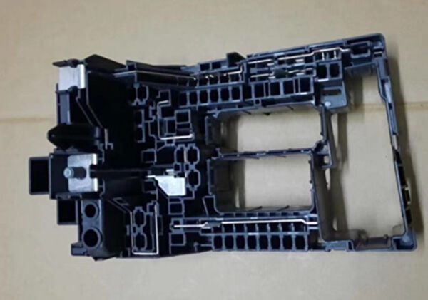 Parçadükkanda Sigorta Kutuları