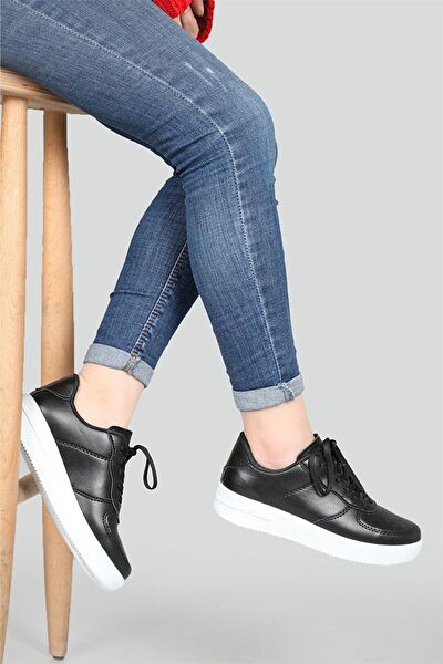 Beyaz Yürüyüş, Koşu Ayakkabısı