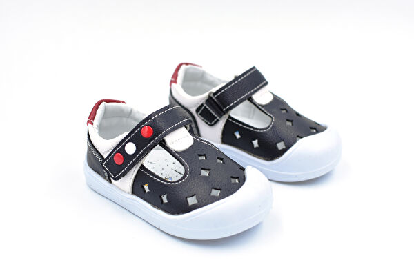 Beyaz Erkek Çocuk Ev Botu, Panduf