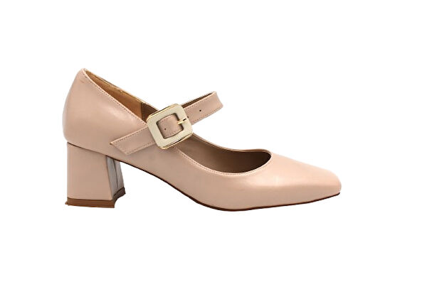 Beyaz Klasik Topuklu Ayakkabı