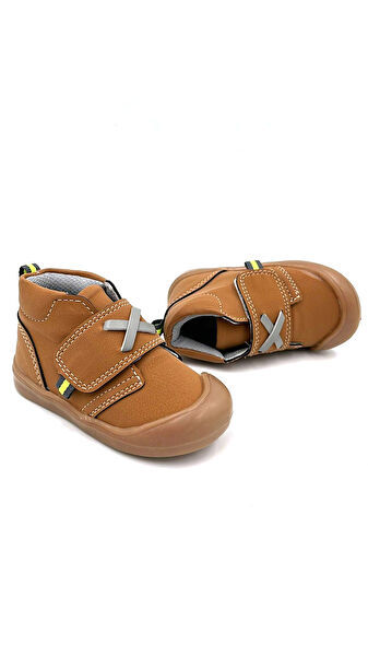 Beyaz Erkek Çocuk Ev Botu, Panduf