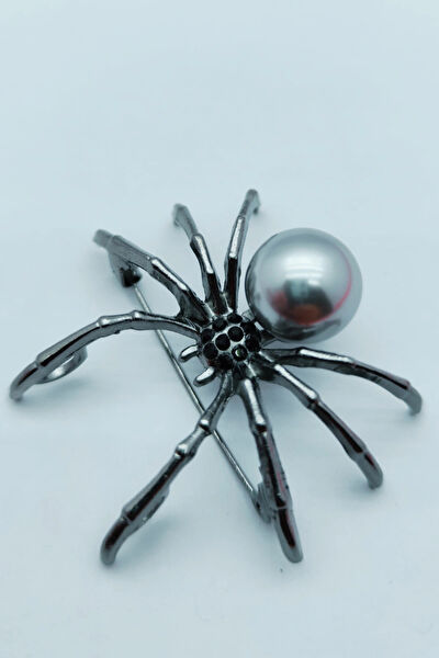 BBB Broş, Yaka İğnesi, Rozet