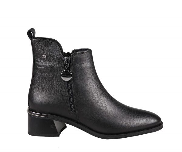 Castle Black Kadın Bot