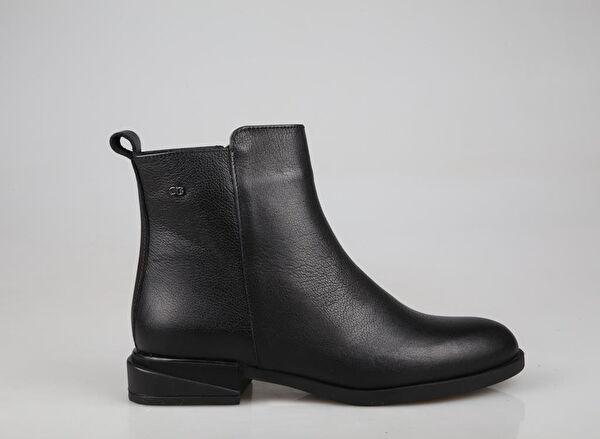 Castle Black Kadın Bot