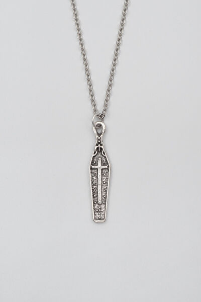 Bu Farklı Kolye, Zincir, Künye