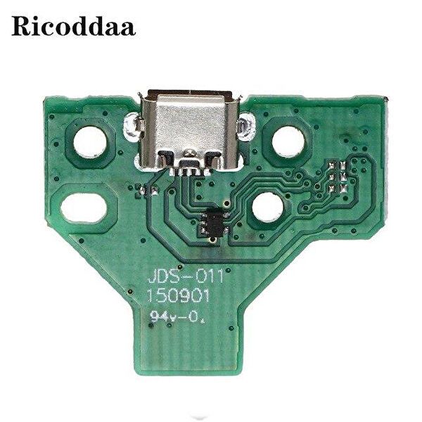 Konsol İstasyonu PlayStation 4 Aksesuarları