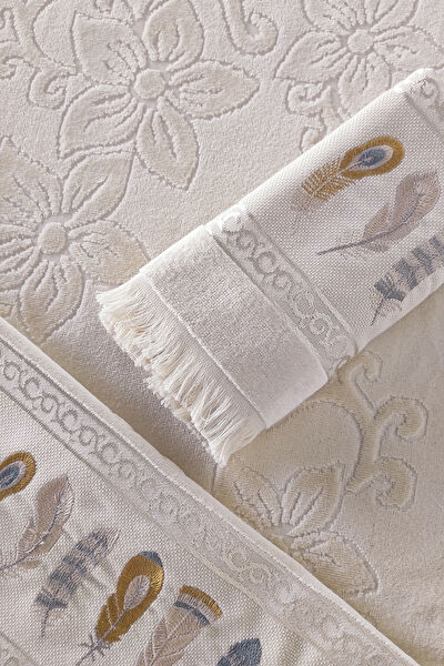 Sevim El, Yüz, Saç Havlusu