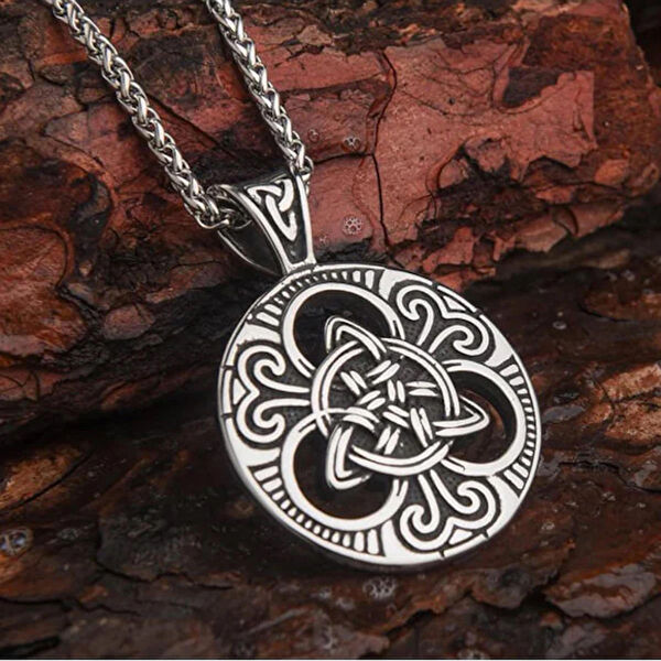 idolavm Kolye, Zincir, Künye