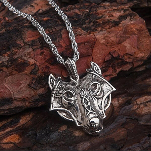 idolavm Kolye, Zincir, Künye