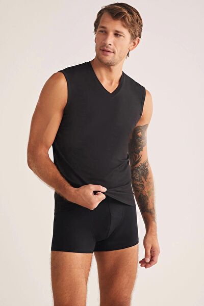 Kom Erkek Atlet, Fanila