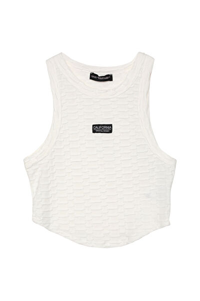 Quzu Kadın Atlet, Body