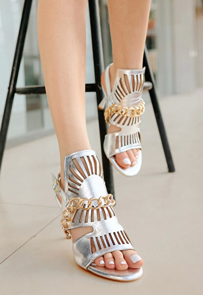 Biçomi Dolgu Topuklu Ayakkabı