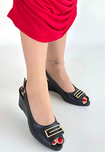 Biçomi Dolgu Topuklu Ayakkabı