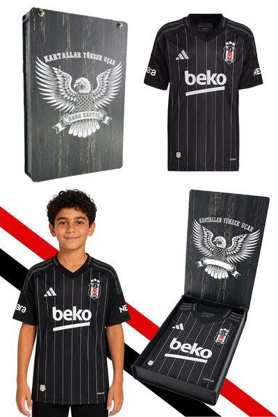 Beşiktaş Futbol Forma, Şort