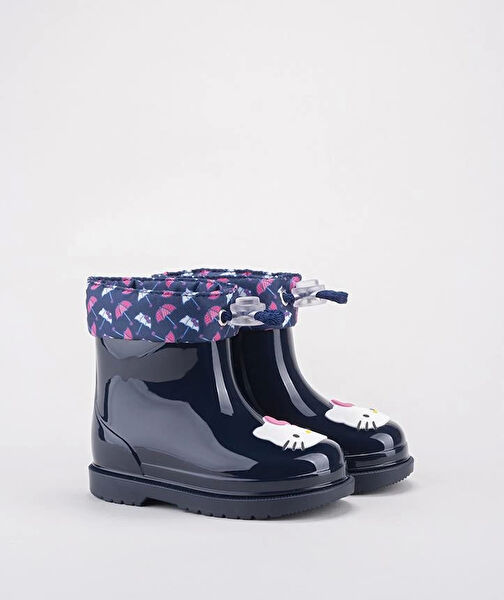 Igor Kız Çocuk Bot, Çizme