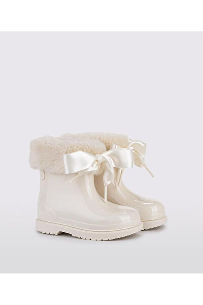 Igor Kız Çocuk Bot, Çizme