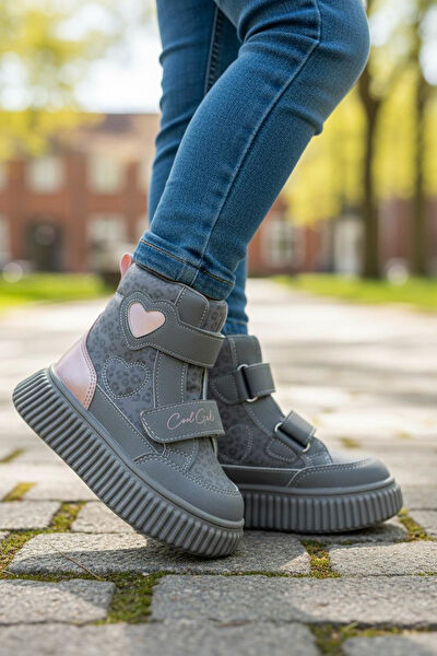 Cool Kız Çocuk Bot, Çizme